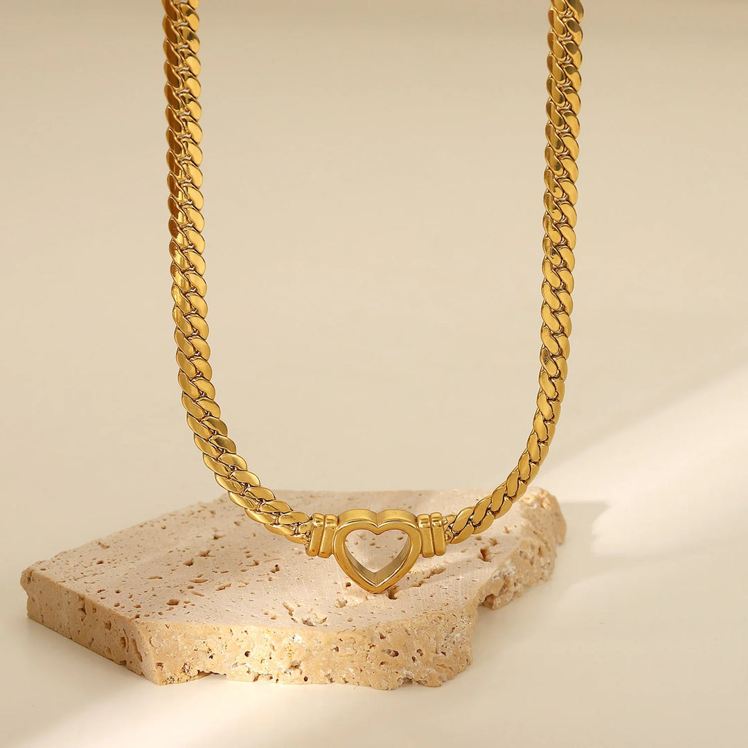 Solenne Heart Chain Necklace