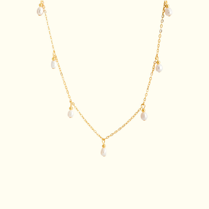 Elara Pearl Necklace