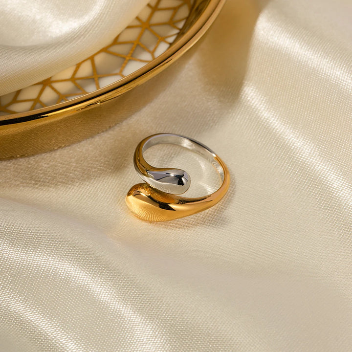 Seraphina Gold Ring