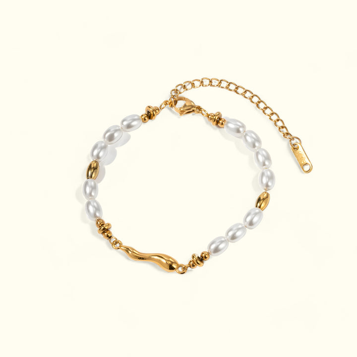 Luminara Pearl Bracelet