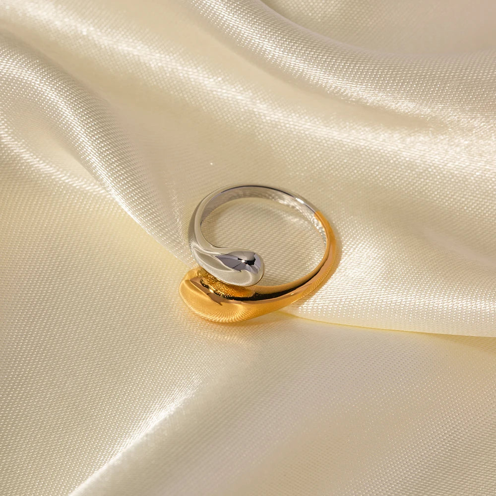 Seraphina Gold Ring