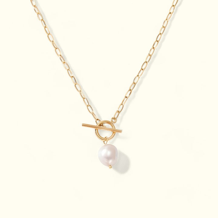 Vivienne Pearl Gold Necklace